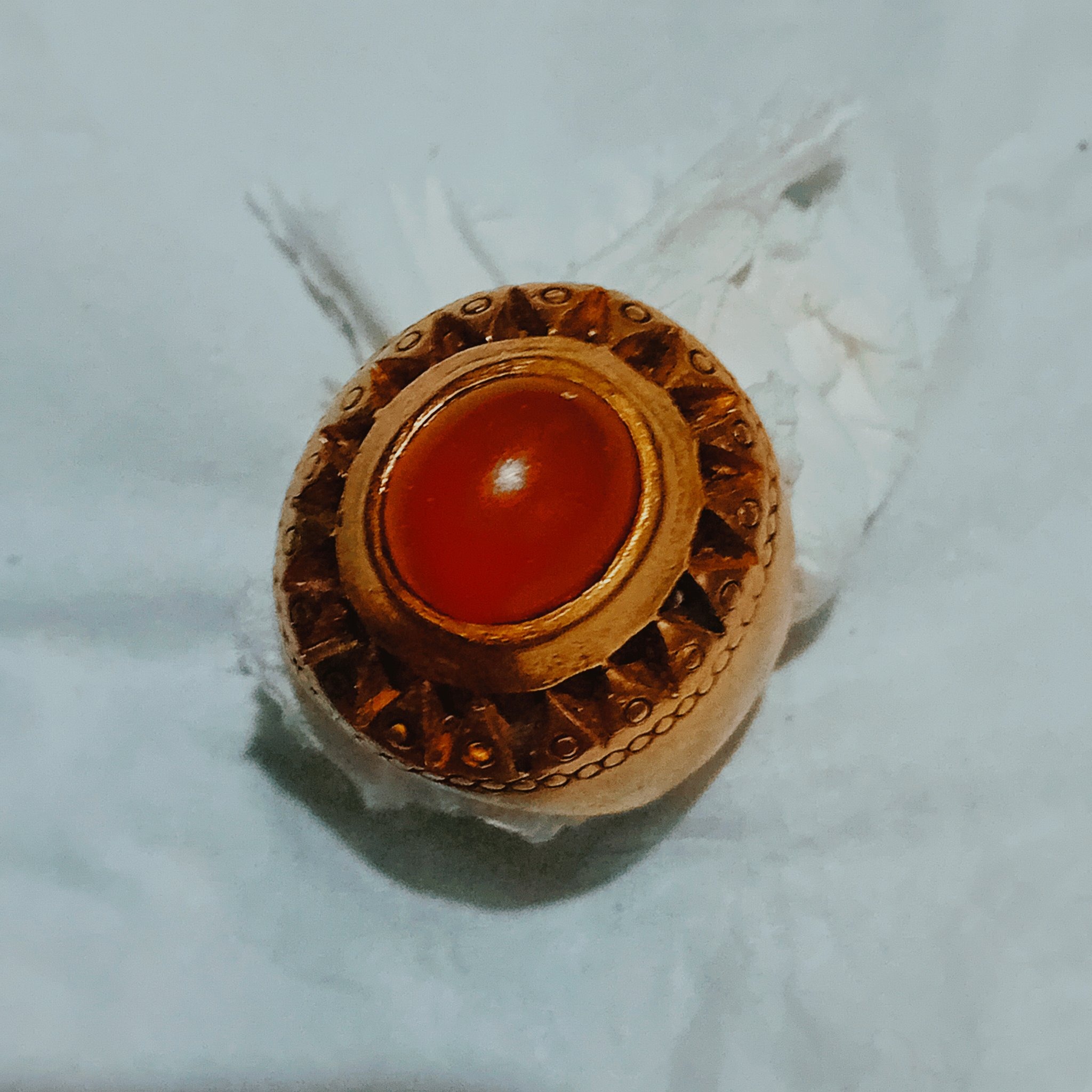 Submitted photo of Gold gemstone ring (unverified)
