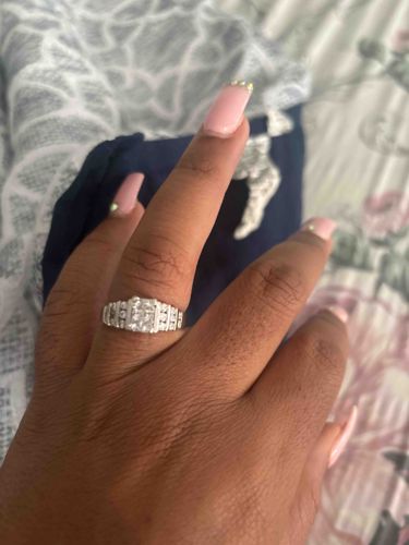 Multi-Stone Diamond Ring