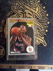NBA Hoops 1990-91 Clifford Robinson Rookie Card (Protected)