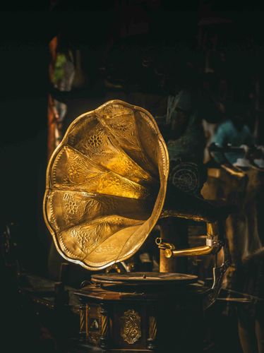 Antique Horn Gramophone