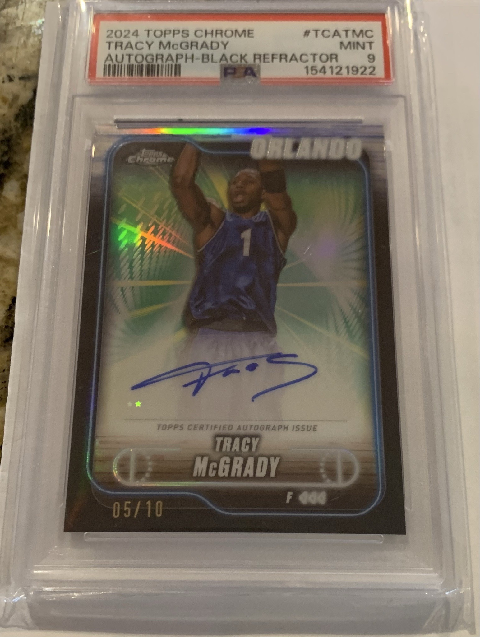 Submitted photo of Graded Autographed Basketball Trading Card