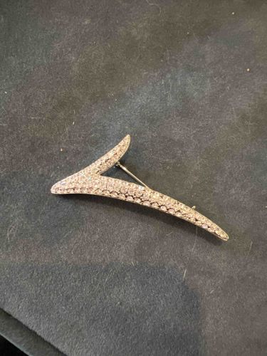 Vintage Thailand Pearl Pave-Set Rhinestone Chevron Brooch