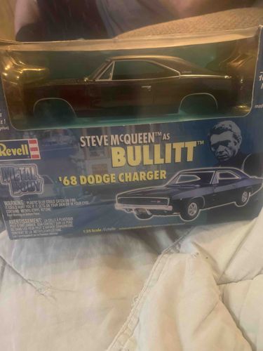 Revell Metal Body '68 Dodge Charger 'Bullitt' Model Kit
