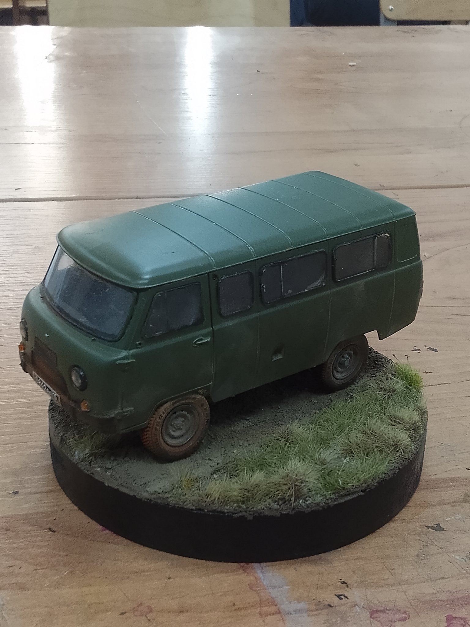 UAZ-452 'Bukhanka' Diorama Scale Model