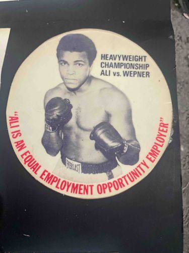Vintage Muhammad Ali vs. Chuck Wepner 'Equal Opportunity Employer' Promotional Button