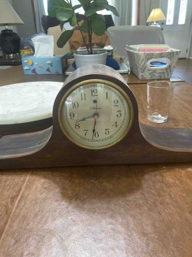 Seth Thomas Wooden Mantle Clock