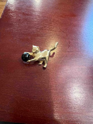 Vintage Gold-Tone Playing Cat Brooch with Black Bead Ball