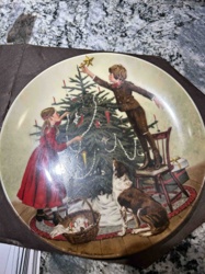 Christmas Tree Decorating Scene Collector Plate