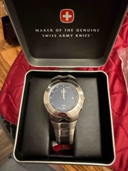 Swiss Army Analog Wristwatch in Branded Tin Case