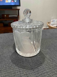 Frosted Floral Pattern Glass Lidded Candy Dish