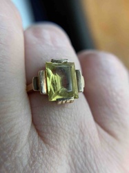 Vintage 10K Gold Art Deco Green Gemstone Ring
