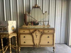 Vintage Hollywood Regency Vanity or Dresser with Mirror