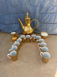 Gold Ribbed Coffee/Tea Set