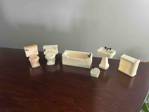 Vintage Ideal Petite Princess and Princess Patti Bathroom Furniture Set