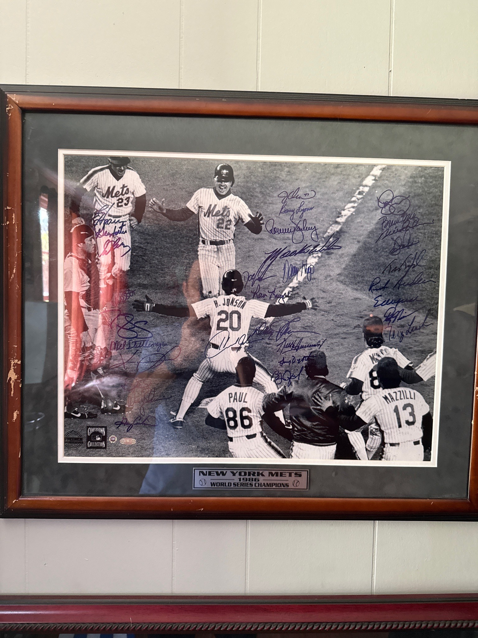 Submitted photo of Framed 1986 New York Mets multi-signed photograph (unauthenticated)