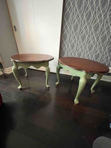 Pair of Scalloped Pedestal End Tables
