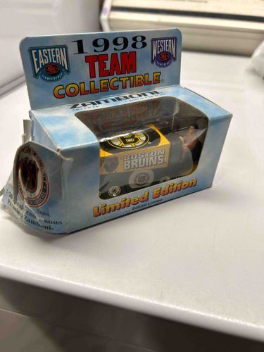 1998 Eastern/Western Conference Team Collectible Boston Bruins Zamboni (Limited Edition)