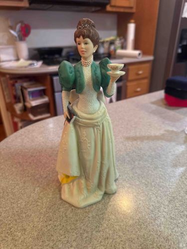 Victorian Lady Figurine with Teacup