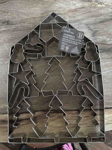 Crofton Gingerbread House Shape Multi-Cookie Cutter
