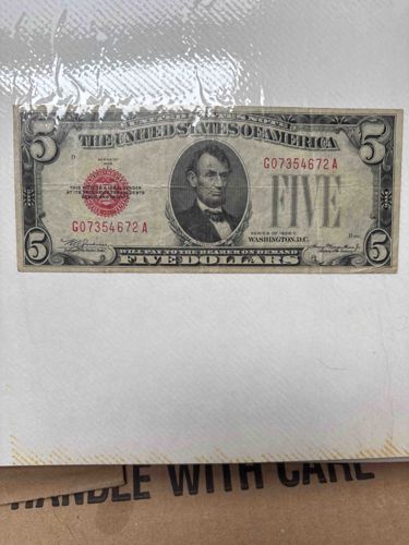 1928 Series $5 United States Note (Red Seal)
