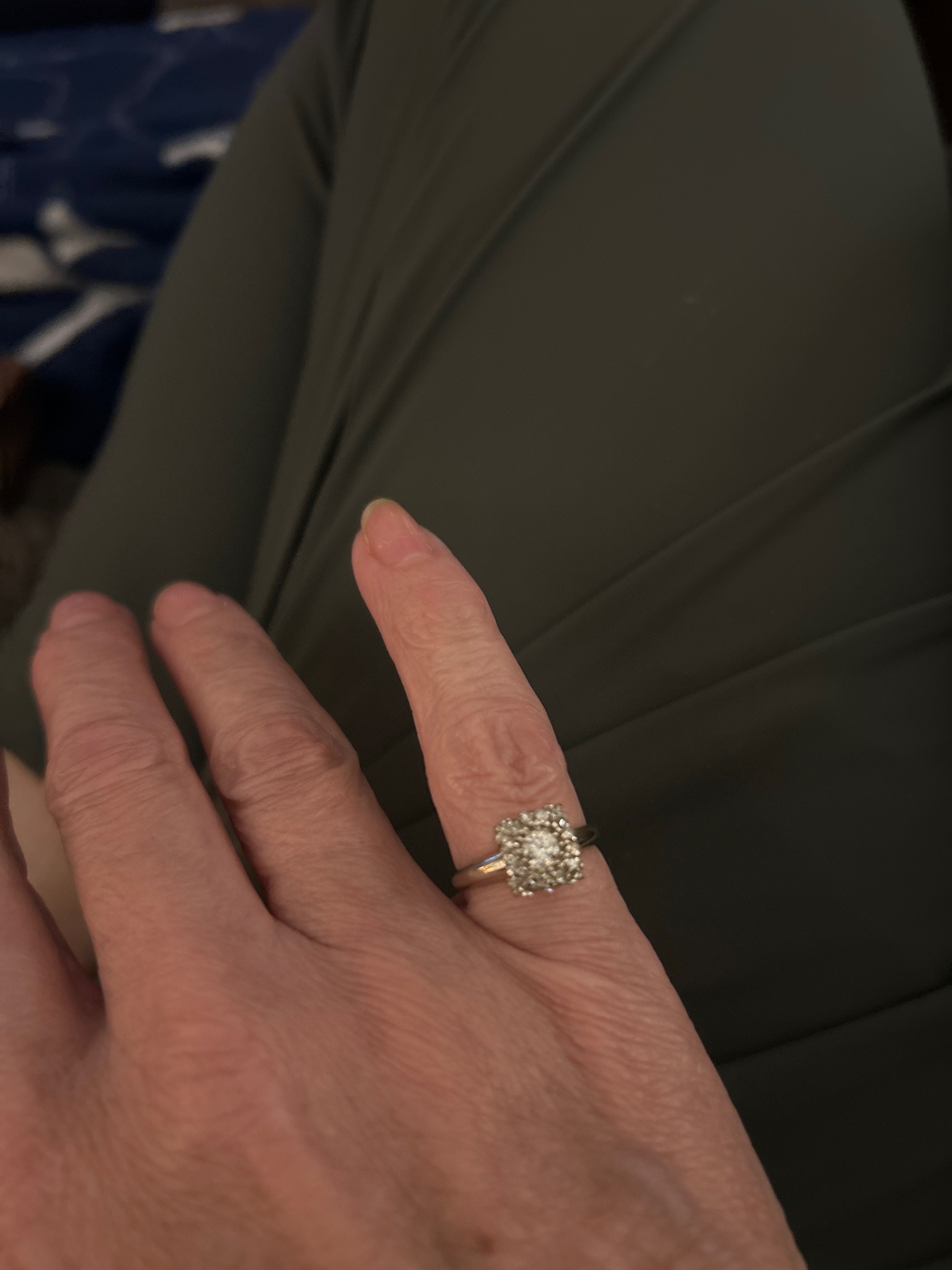 Submitted photo of Cluster Diamond Ring (unverified)