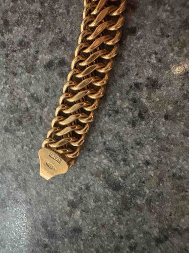 Gold-Toned Mariner/Figaro Link Chain Bracelet (Made in Italy)