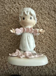 Precious Moments 'Tie One On' Figurine (E-2868)