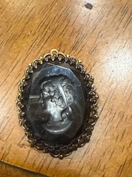 Vintage Faceted Dark Cameo Pendant