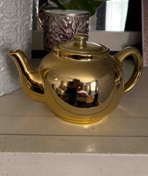 Gold-Finished Ceramic Teapot