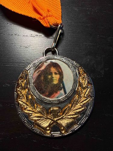 Commemorative Circular Photo Pendant Medal