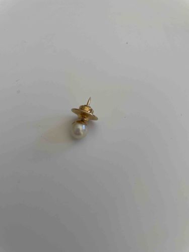 Gold and Pearl Tie Pin