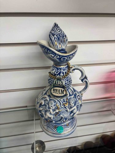 Jim Beam 'Oil Lamp' Cherub Ceramic Decanter