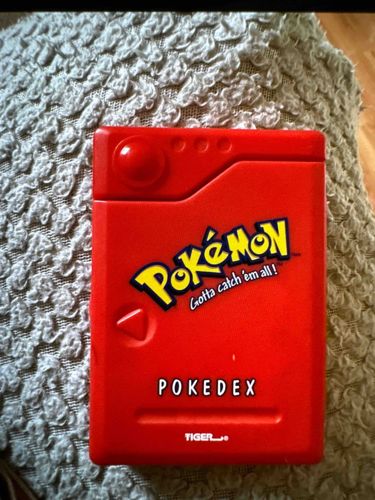 Tiger Electronics Pokémon Pokédex Electronic Toy