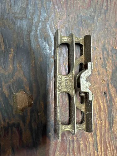 Ratcliff 1905 Cast Metal Component / Latch