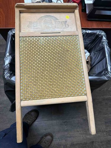 Bear 'n' Easy Brand Wash Board