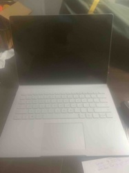 Microsoft Surface Laptop