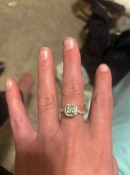 Cluster Halo Diamond Ring with Pave Set Band