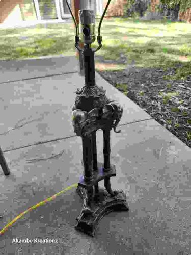 Vintage Bronzed Elephant Motif Hollywood Regency Table Lamp