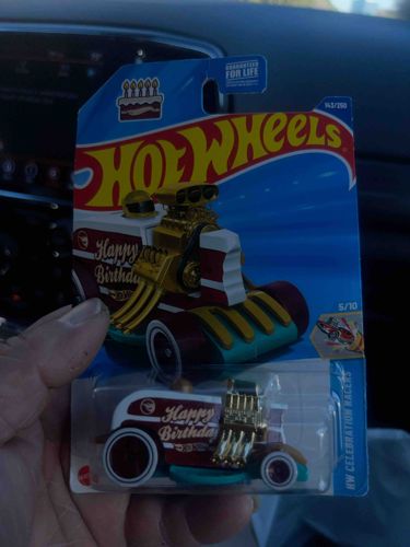 Hot Wheels HW Celebration Racers 'Happy Birthday' Edition Die-Cast Car