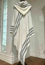 Hooded Knitted Poncho with Zigzag Pattern and Fringe