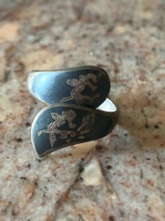 Dragon Motif Inlaid Bypass Ring