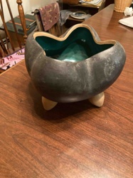 Organic-shaped Tripod Ceramic Vessel