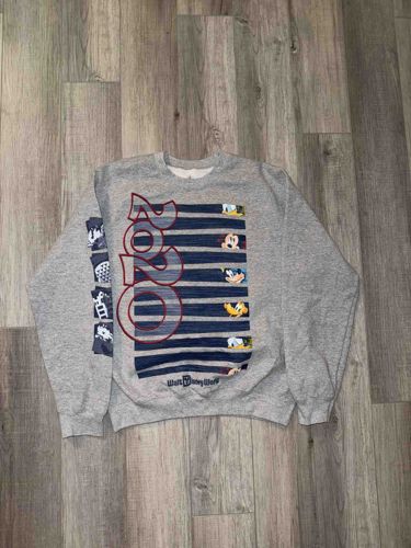 Vintage Walt Disney World 25th Anniversary Grey Sweatshirt
