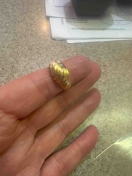 Gold-Toned Ribbed Cocktail Ring