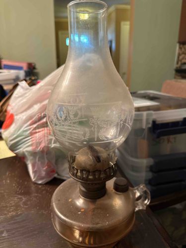 Vintage Kerosene Oil Lamp with Etched Glass Chimney