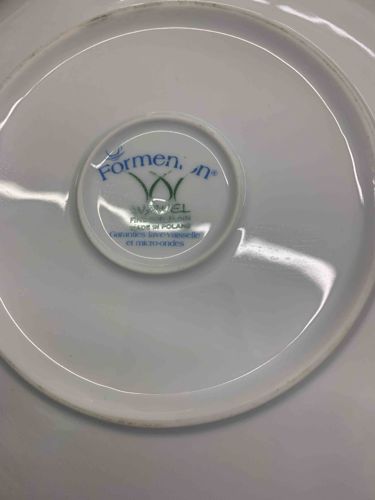 Wawel Formen Fine Porcelain Plate (Underside)
