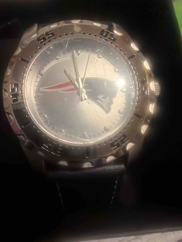 New England Patriots Men's Sports Watch with Leather Strap