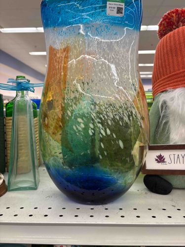 Multi-Color Art Glass Vase with Controlled Bubbles