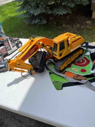 Hydro Power Hoss Toy Excavator