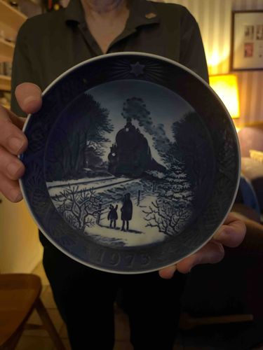 Bing & Grøndahl Christmas Plate 1973 - "The Railroad"